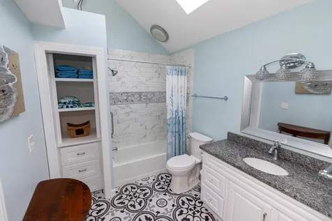 6 Cardinal Court Merrimack NH 03054