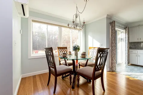 6 Cardinal Court Merrimack NH 03054
