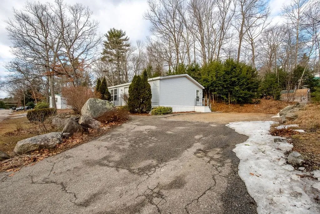 84 Emerald Drive Barrington NH 03825