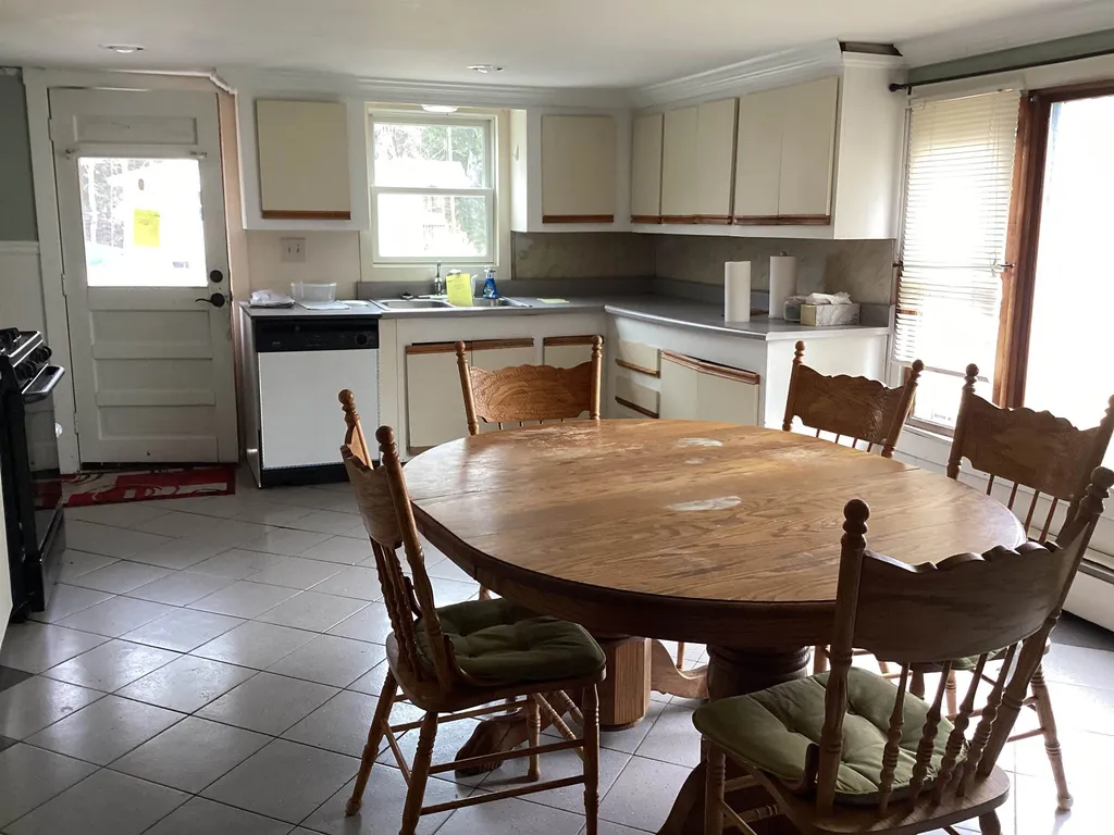 202 Branch Road Roxbury NH 03431