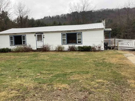 202 Branch Road Roxbury NH 03431