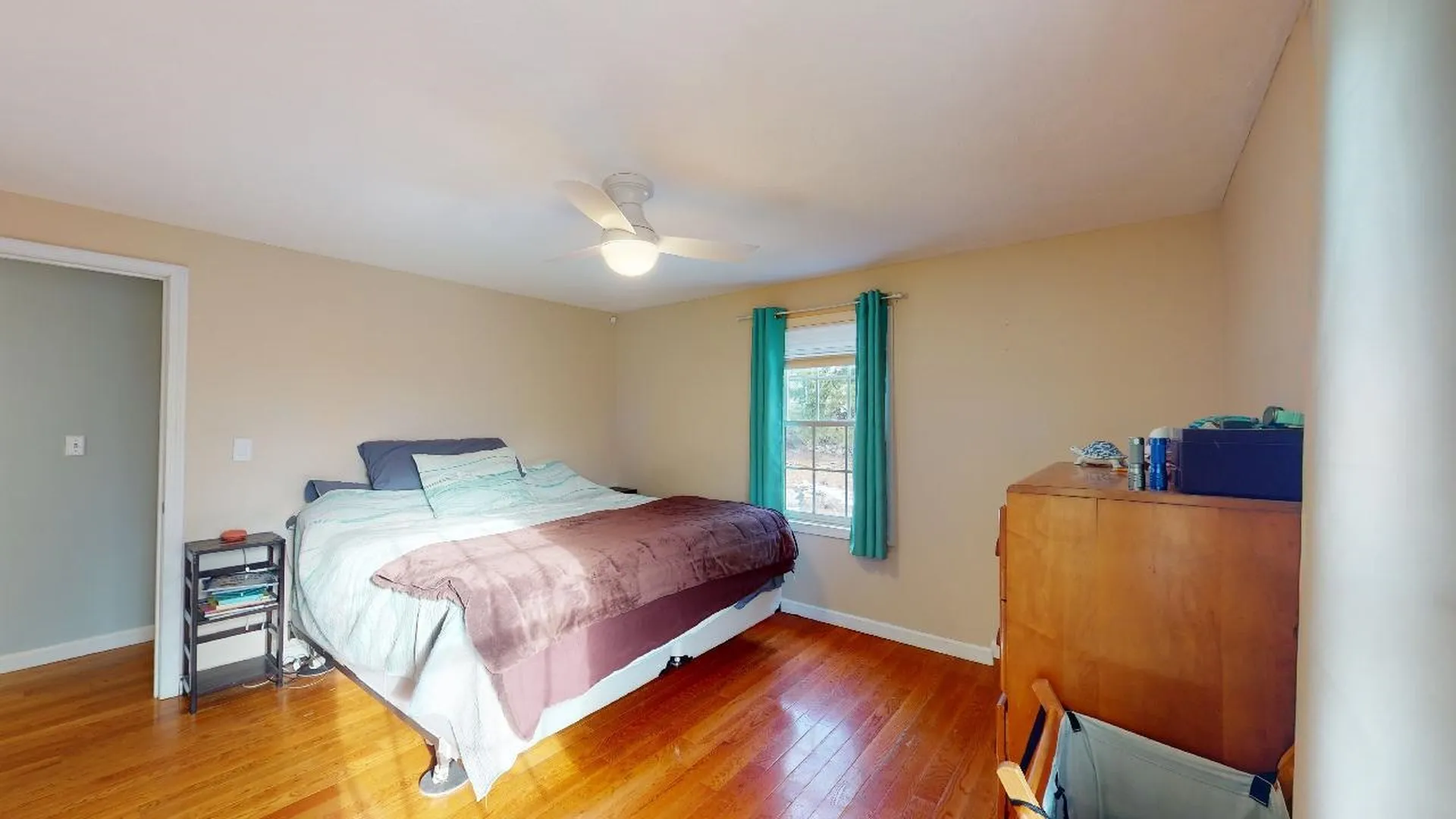 49 Washington Circle Hillsborough NH 03244