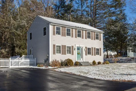 21 Sunrise Drive Hudson NH 03051