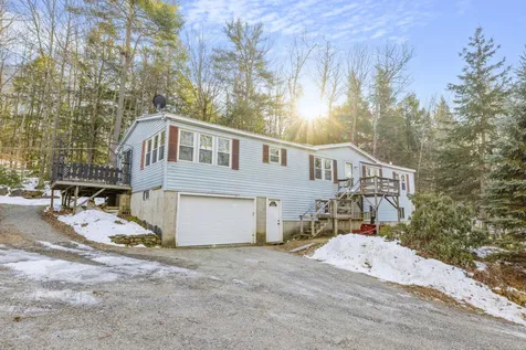 14 Peggy Drive Belmont NH 03220