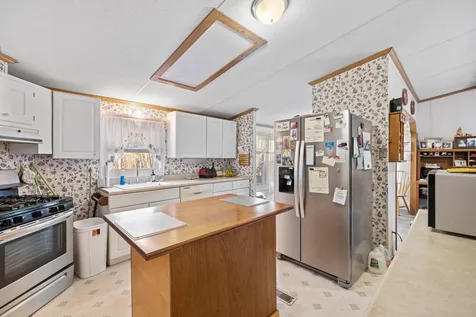 14 Peggy Drive Belmont NH 03220