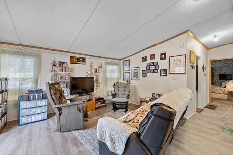 14 Peggy Drive Belmont NH 03220