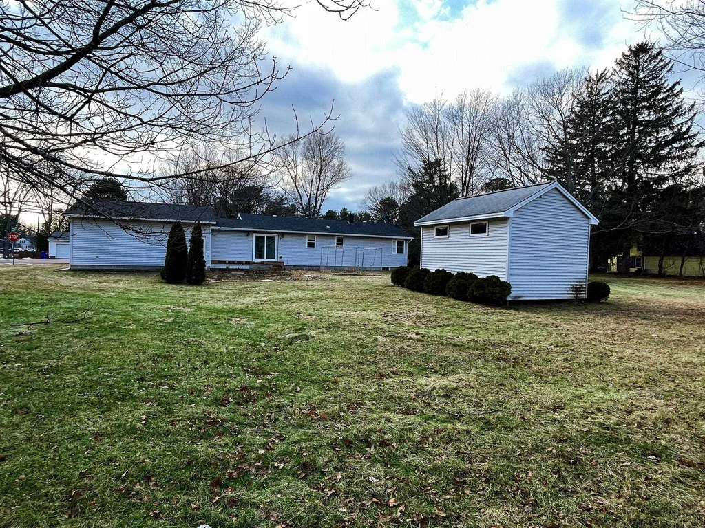 936 Porters Point Road Colchester VT 05446