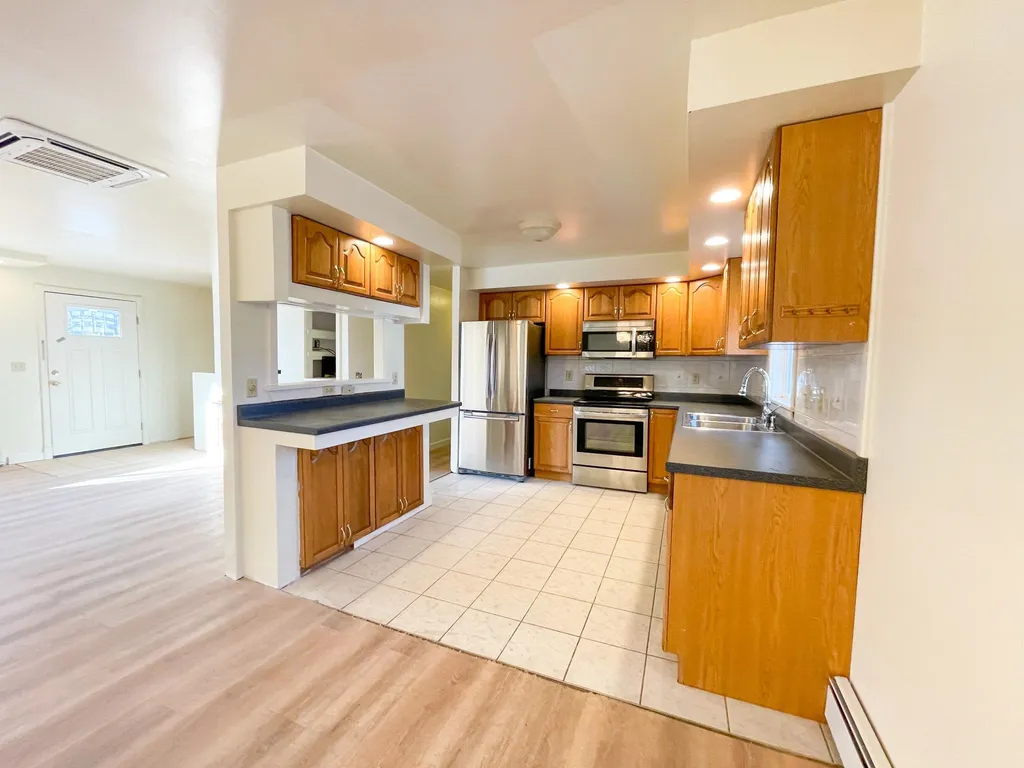 936 Porters Point Road Colchester VT 05446