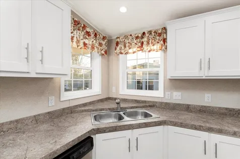 6 Sherman Drive Boscawen NH 03303