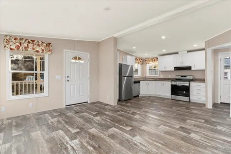 6 Sherman Drive Boscawen NH 03303