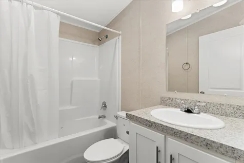 6 Sherman Drive Boscawen NH 03303