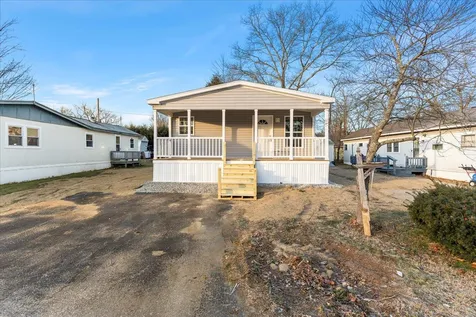 6 Sherman Drive Boscawen NH 03303