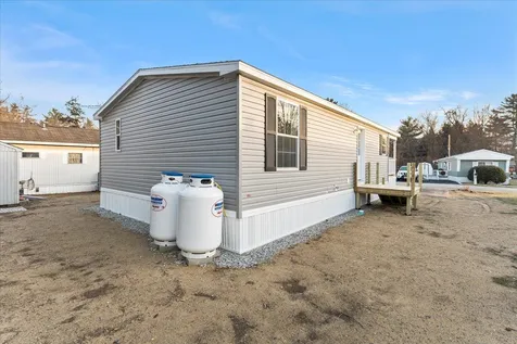 6 Sherman Drive Boscawen NH 03303