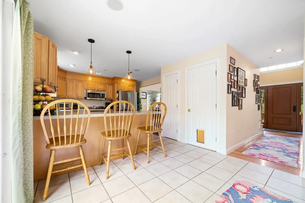 412 Francestown Road New Boston NH 03070