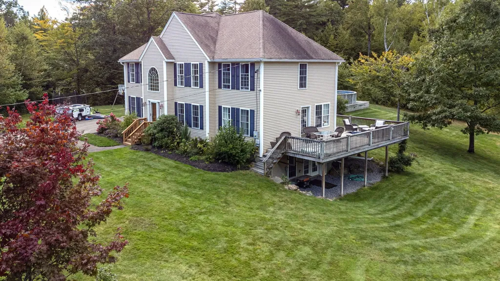 412 Francestown Road New Boston NH 03070