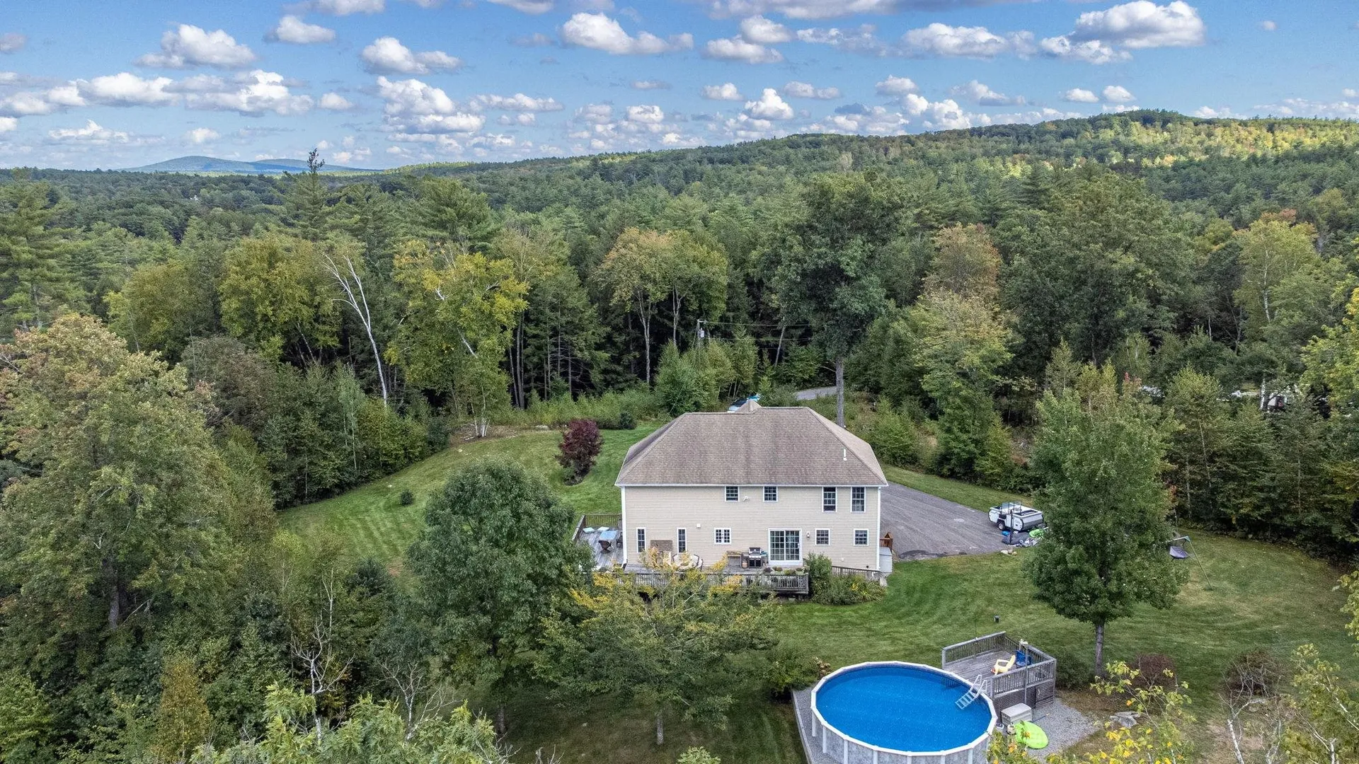 412 Francestown Road New Boston NH 03070