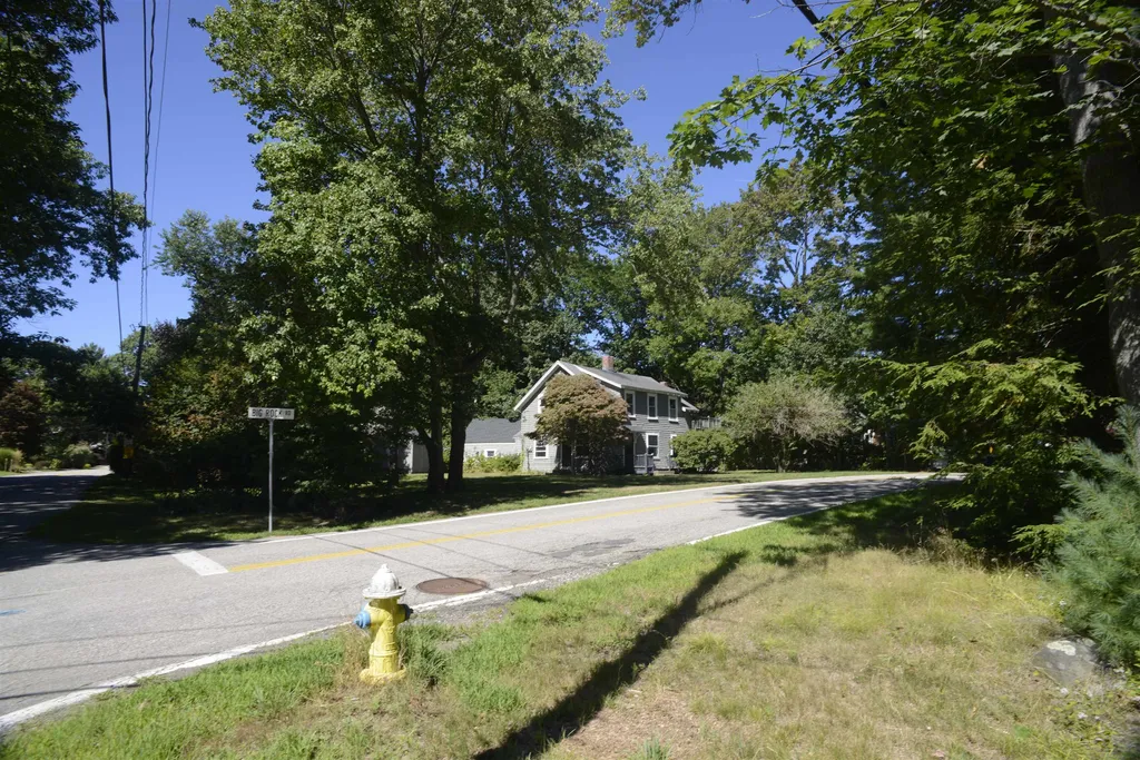 65 Big Rock Road Rye NH 03870