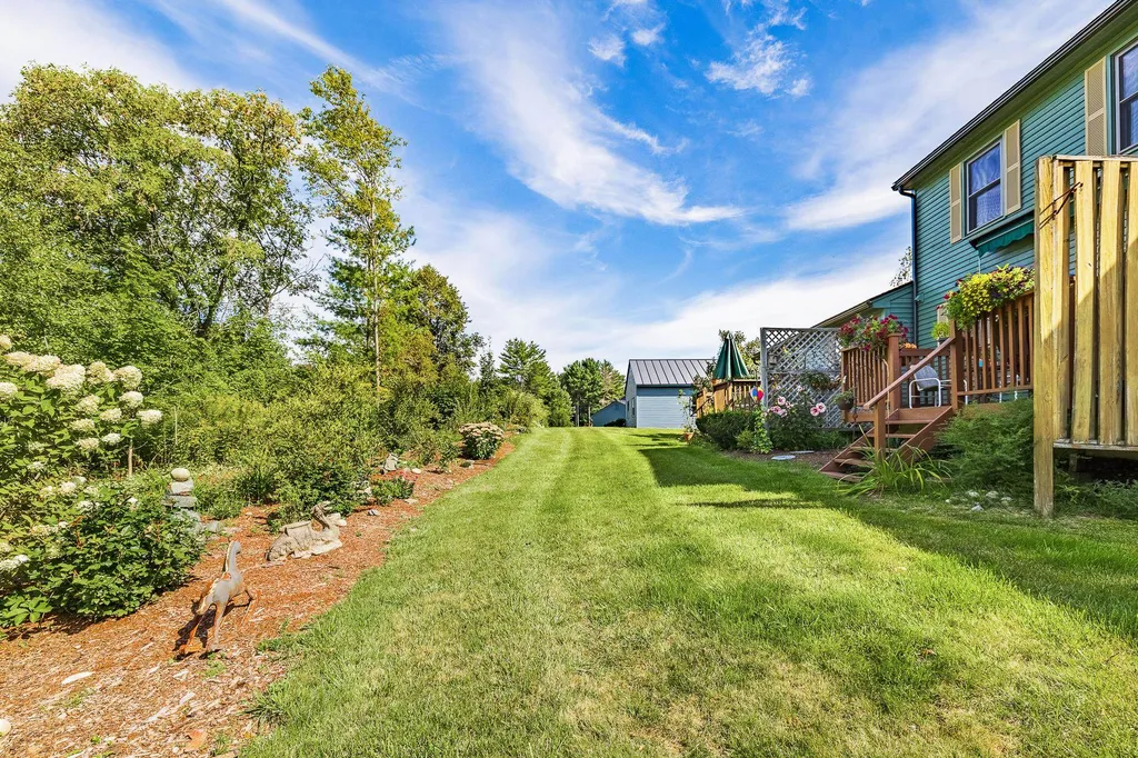 49 Fieldstone Way Hartford VT 05001