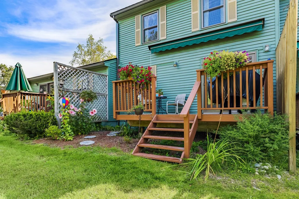49 Fieldstone Way Hartford VT 05001