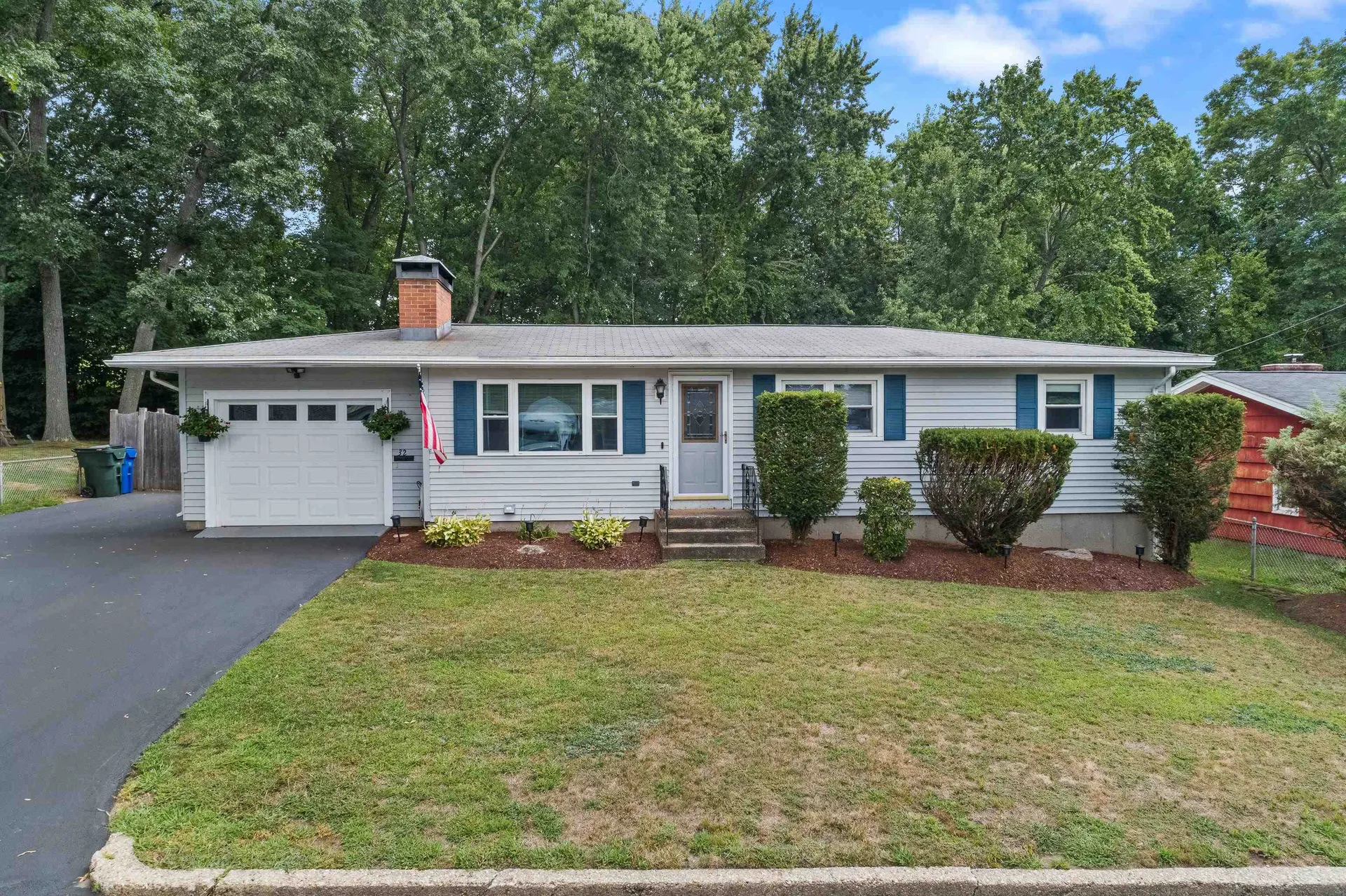 32 Lavista Street Manchester NH 03103