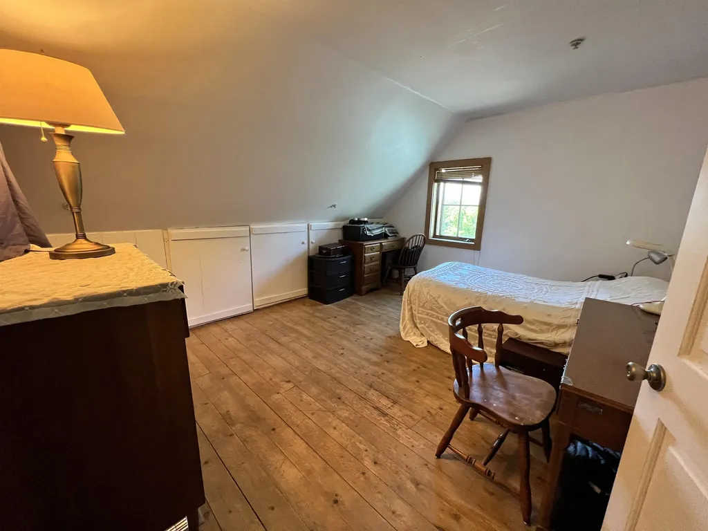 1660 Bliss Road Hartford VT 05001