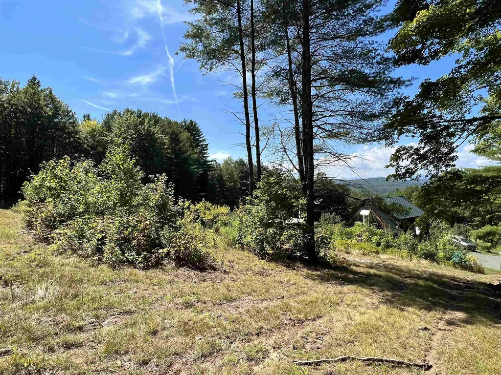 1660 Bliss Road Hartford VT 05001