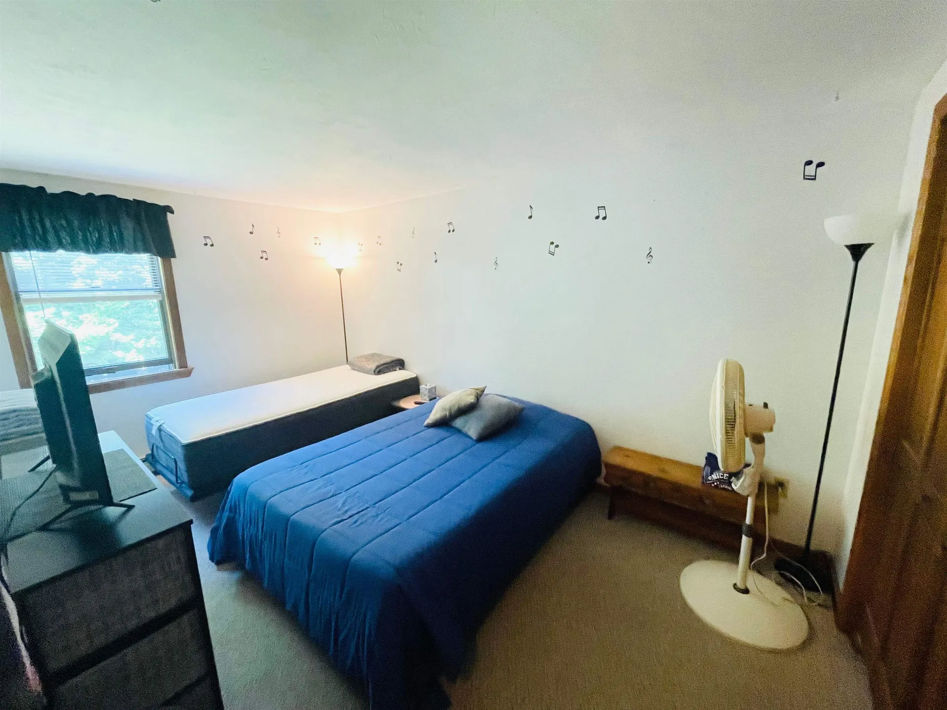 539 Scruton Pond Road Barrington NH 03825