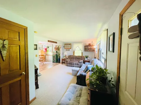 539 Scruton Pond Road Barrington NH 03825