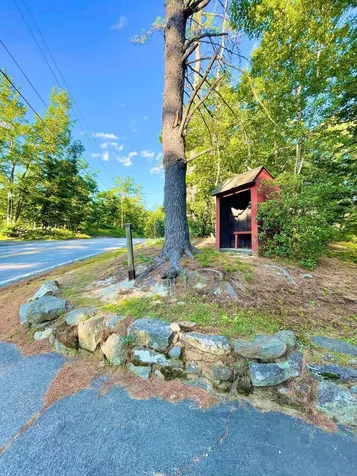 539 Scruton Pond Road Barrington NH 03825