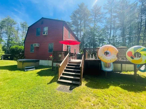539 Scruton Pond Road Barrington NH 03825