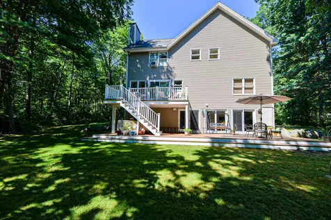 36 Coach Lane Hampton Falls NH 03844