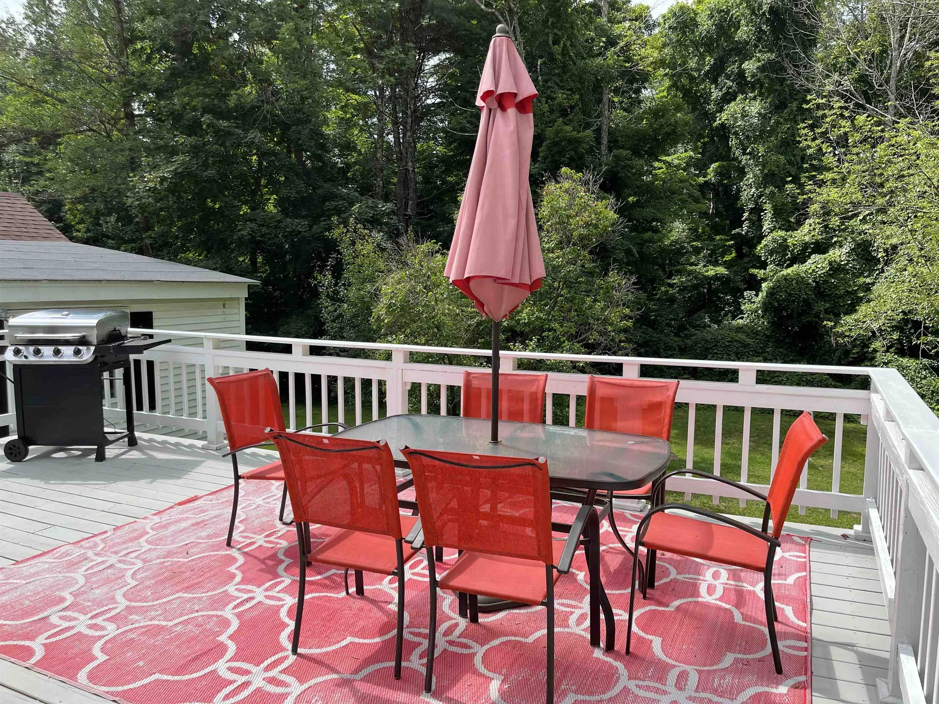 646 North Main Street Wolfeboro NH 03894