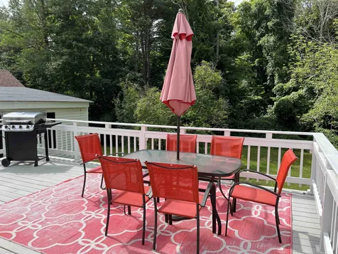 646 North Main Street Wolfeboro NH 03894