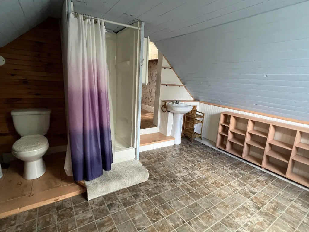 18 Hanover Street Claremont NH 03743