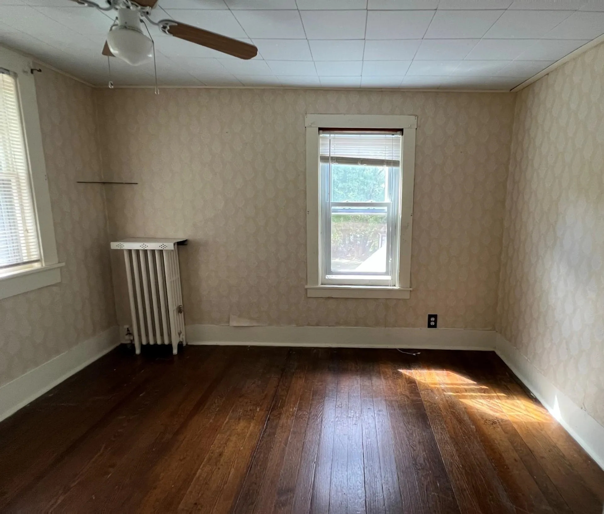 18 Hanover Street Claremont NH 03743
