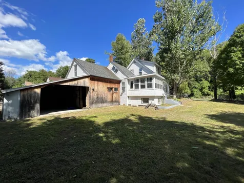 18 Hanover Street Claremont NH 03743