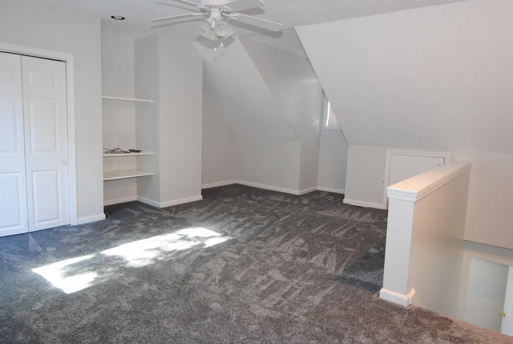 45 Hawkstead Hollow Nashua NH 03063
