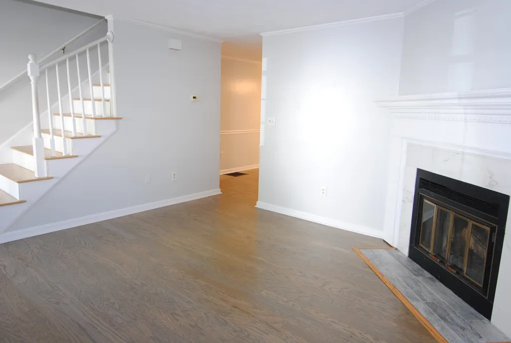 45 Hawkstead Hollow Nashua NH 03063
