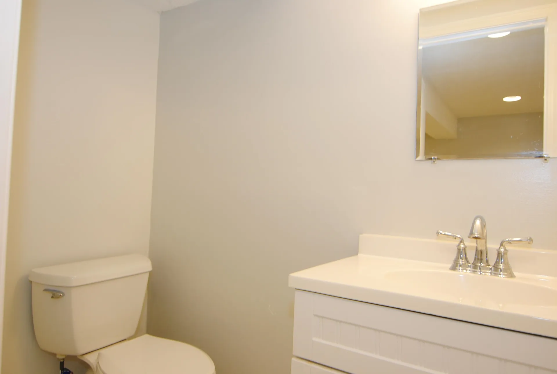 45 Hawkstead Hollow Nashua NH 03063