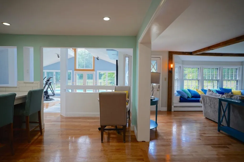 22 Wilcombs Way Chester NH 03036