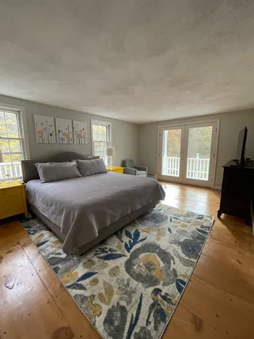 22 Wilcombs Way Chester NH 03036