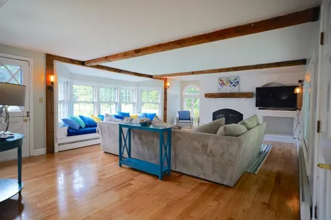 22 Wilcombs Way Chester NH 03036