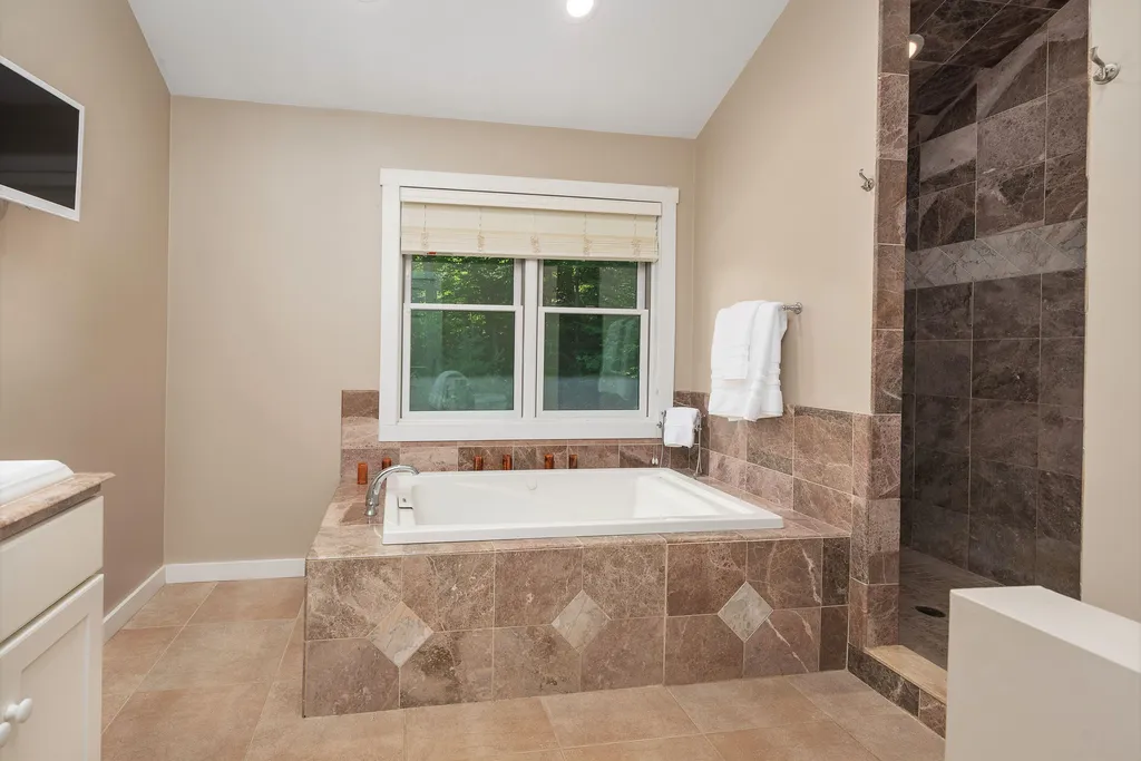 62 Glen Ledge Road Bartlett NH 03838