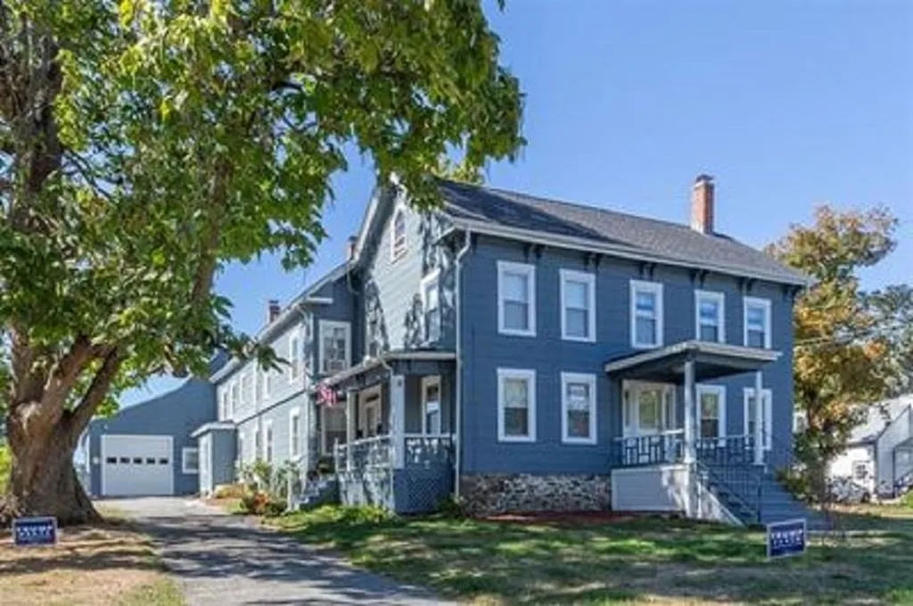 18 Pleasant Street Salem NH 03079