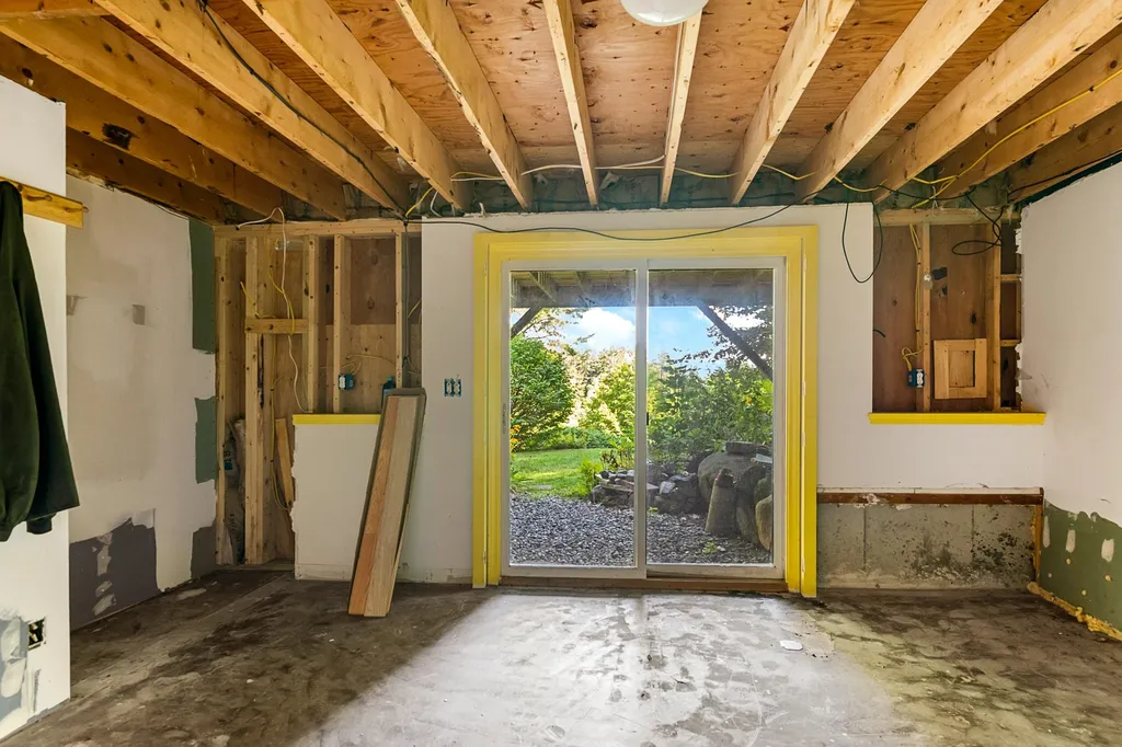230 Burkehaven Hill Road Sunapee NH 03782