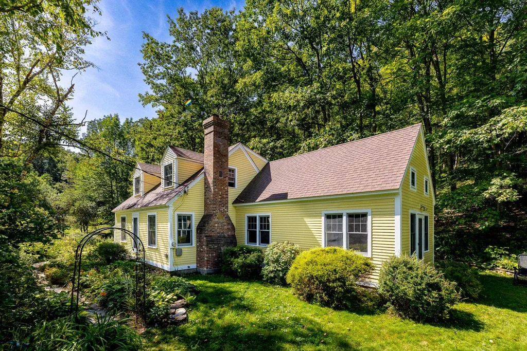 126 Orfordville Road Orford NH 03777