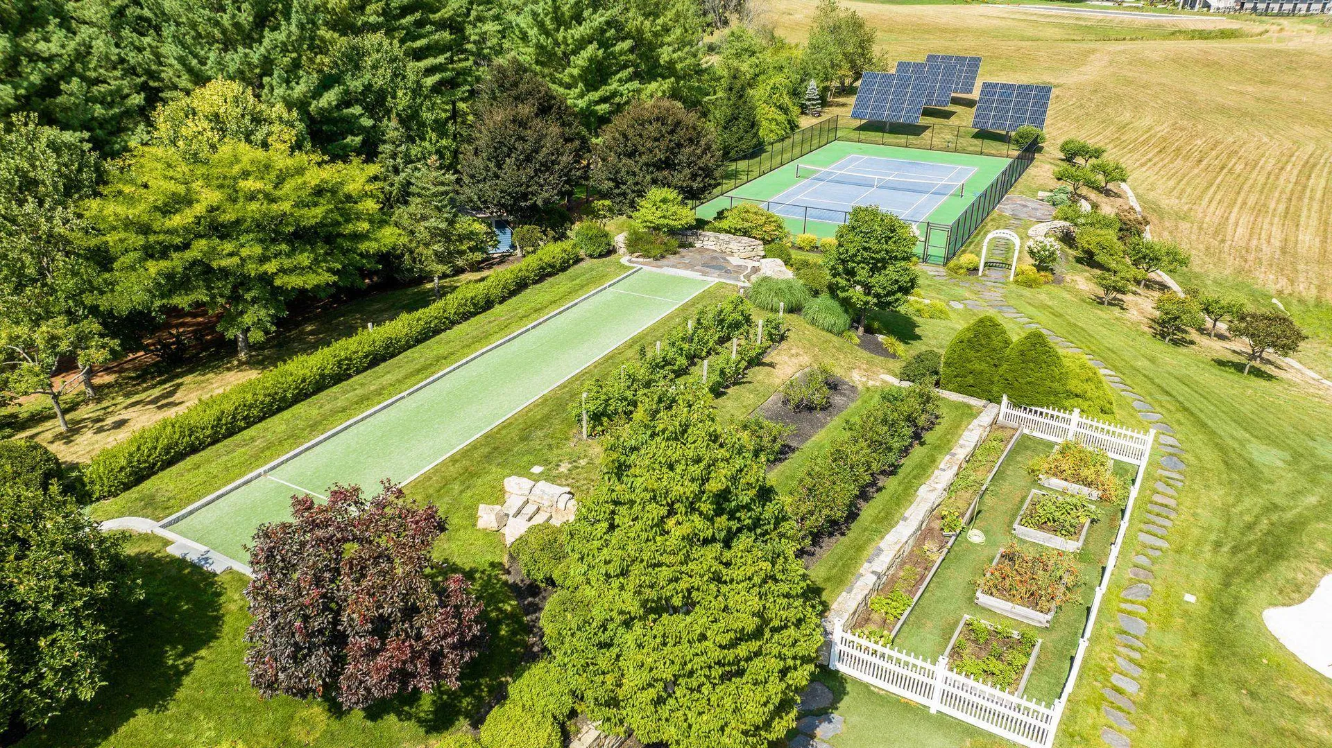 32 Wisteria Drive Dover NH 03820