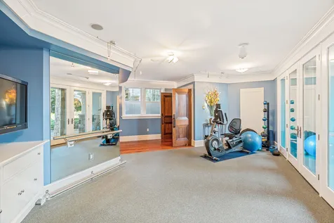 32 Wisteria Drive Dover NH 03820