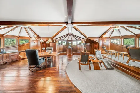 32 Wisteria Drive Dover NH 03820