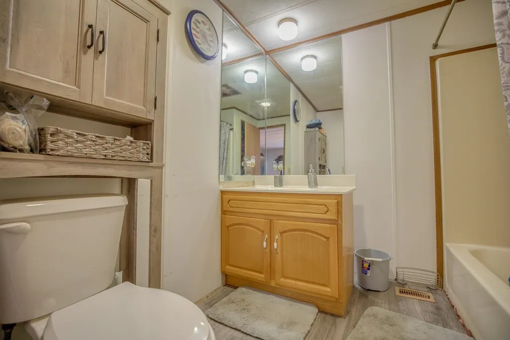 24 Robbins Nest Road Thornton NH 03285